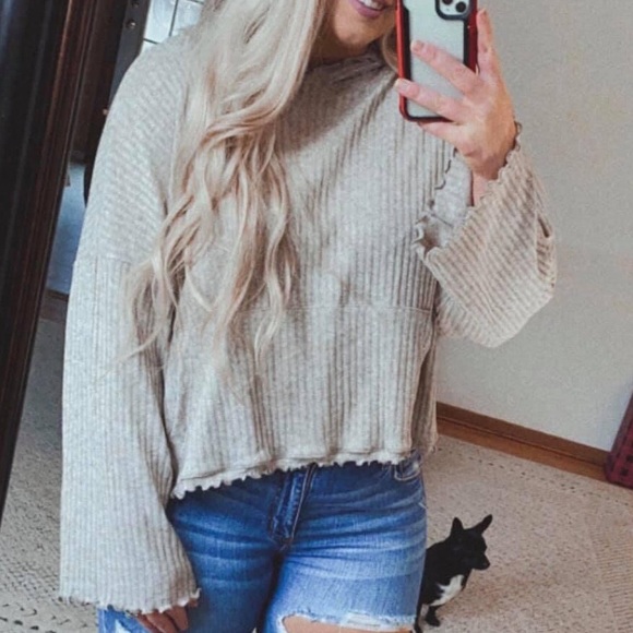 NEW - Cropped Lounge Oversized Hoodie - Picture 4 of 6